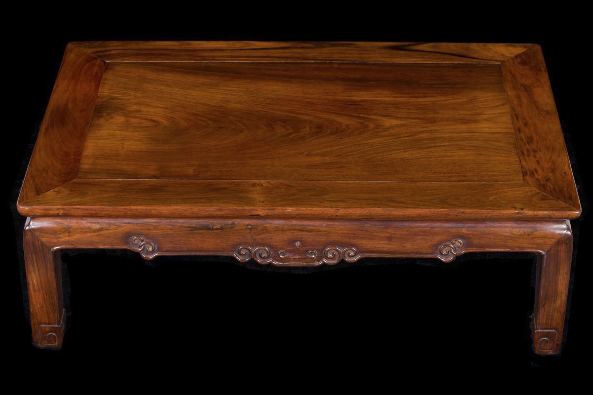 Kang hardwood table